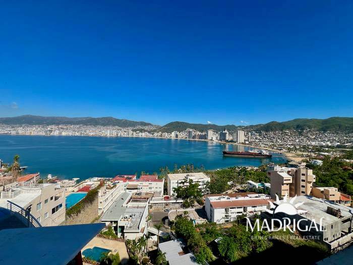 Vista Carey | Apartment for sale in Brisas Guitarrón overlooking the bay of Acapulco