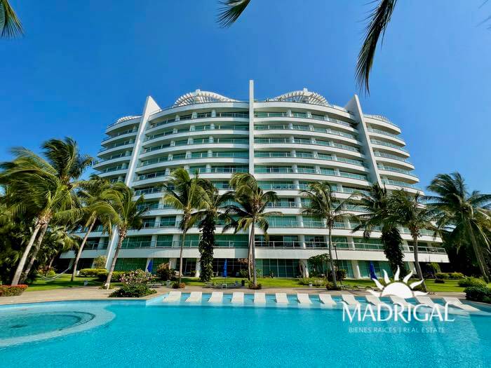 Mayan Lakes | Three-bedroom apartment for sale in Acapulco