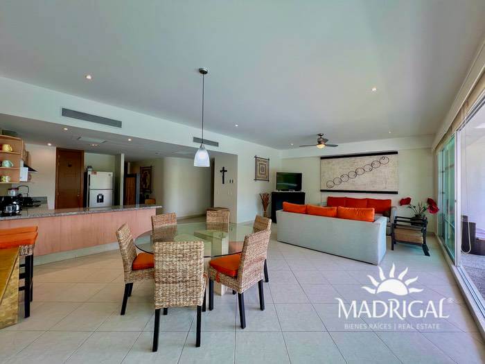 Mayan Lakes | Three-bedroom apartment for sale in Acapulco