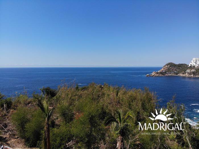 Land for sale in the Brisas Marques Fractionation of 1140 m2 in Acapulco