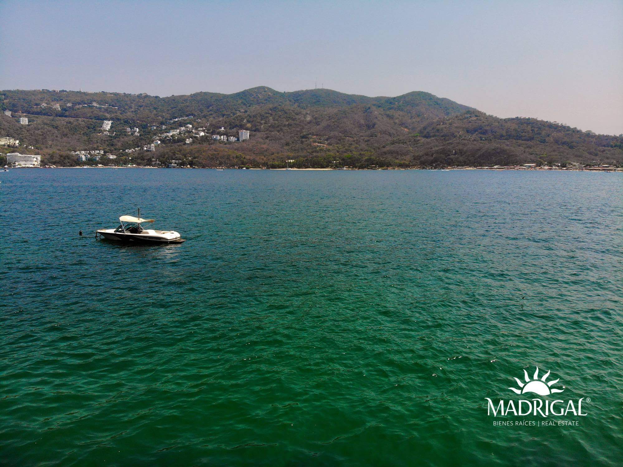 Ecos del Mar | Lotes residenciales colindantes con el mar en la bahía de Pichilingue Diamante en Acapulco