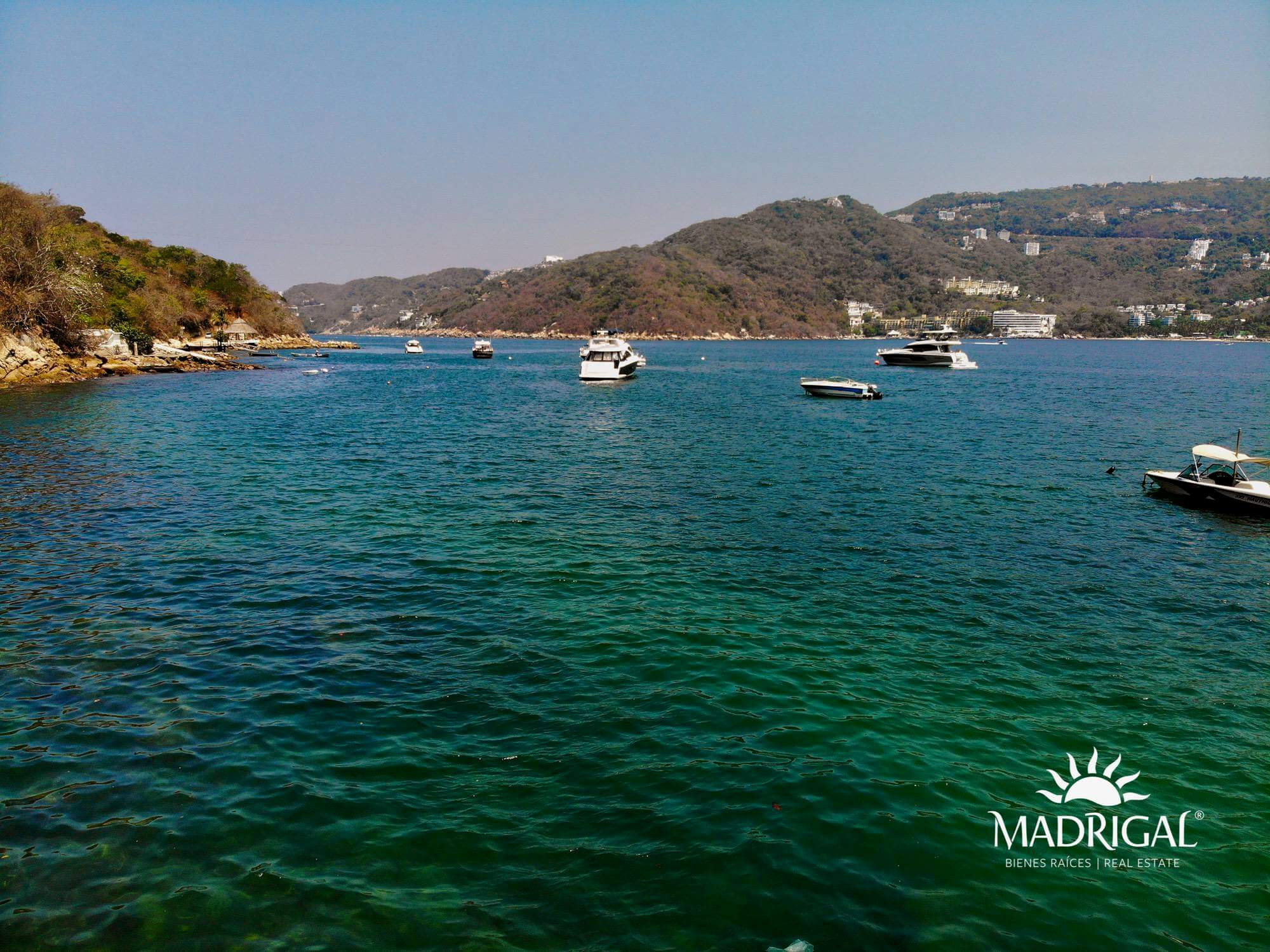 Ecos del Mar | Lotes residenciales colindantes con el mar en la bahía de Pichilingue Diamante en Acapulco