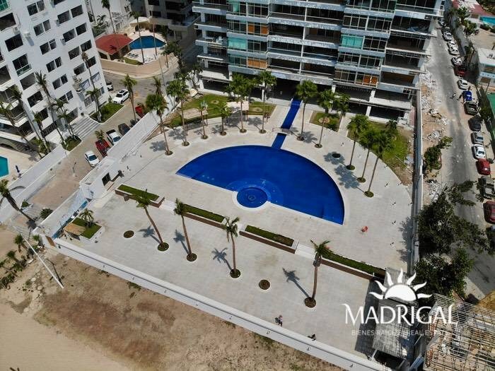 BAJA DE PRECIO Marazul - Departamento en venta de 3 recámaras con vista a la bahía