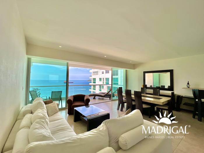 PRICE LOWER Marazul - 3 bedroom apartment for sale with bay views