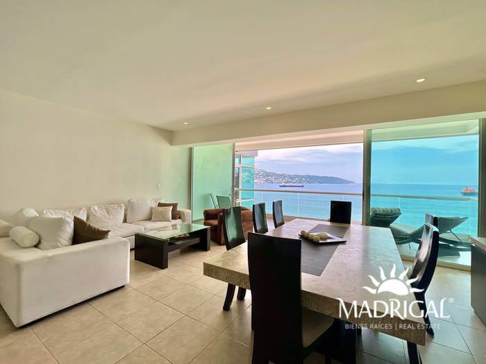 PRICE LOWER Marazul - 3 bedroom apartment for sale with bay views