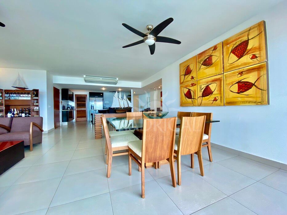 Low price! Portomare Condominium, apartment for sale in Acapulco Bay