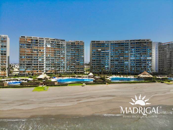 Playamar Diamante |Departamento en venta de cuatro recámaras frente al mar en Playa Diamante