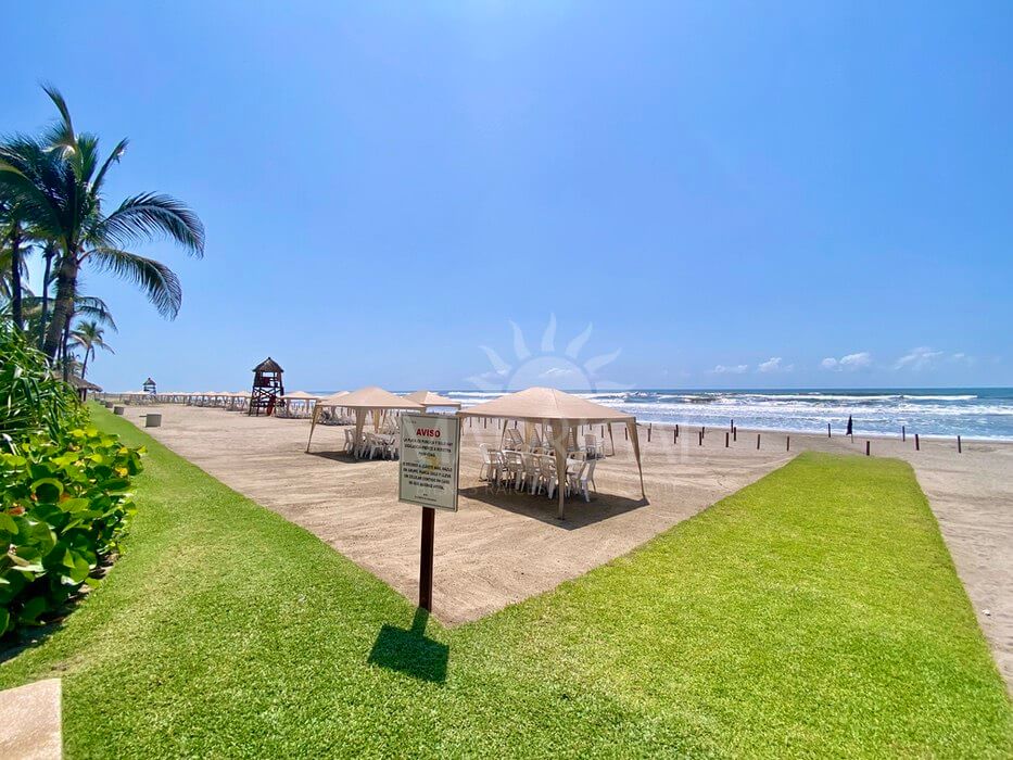 Playamar Tres Cantos| Frente al mar departamento en venta de cuatro recámaras 