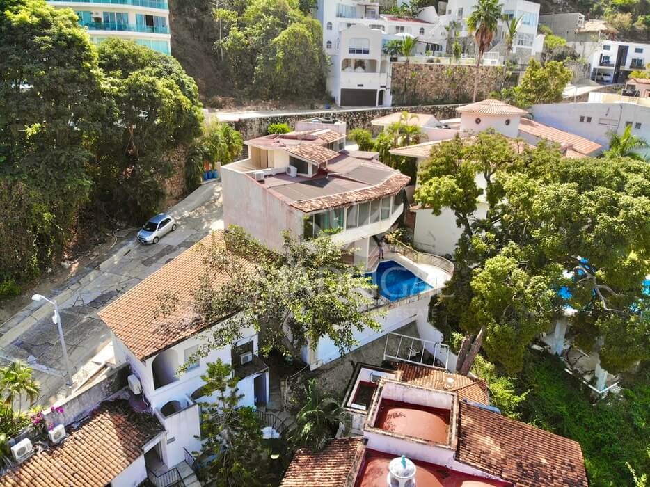 House for sale in Acapulco in the Joyas de Brisamar Fractionation