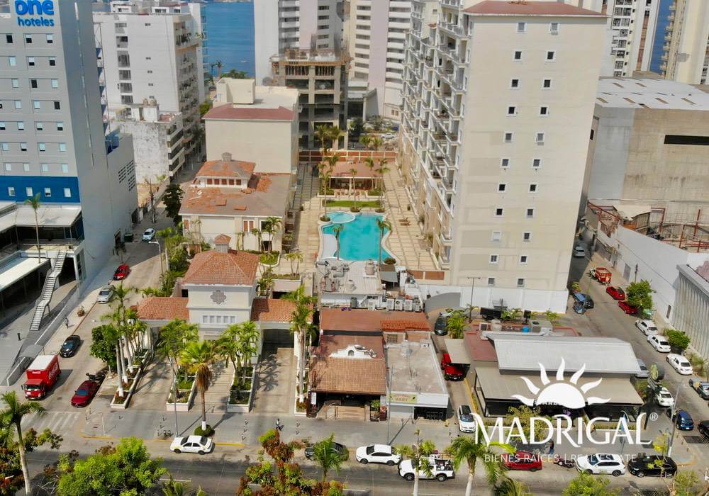 Puerto Lucia | Three bedroom apartment in Acapulco Bay