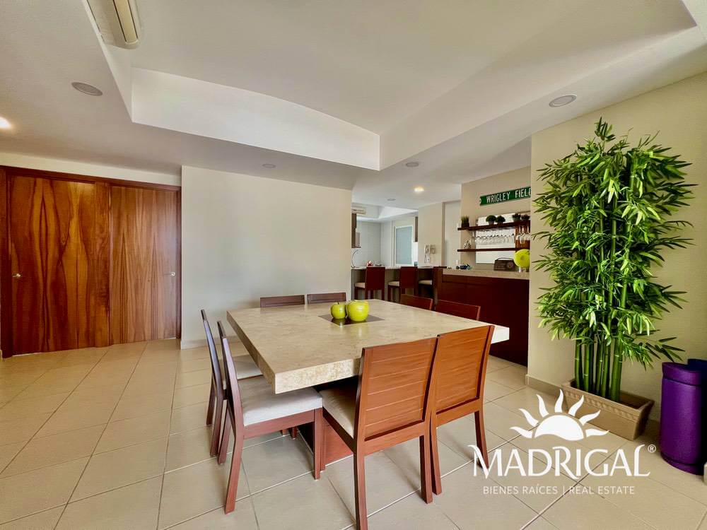 Puerto Lucia | Three bedroom apartment in Acapulco Bay