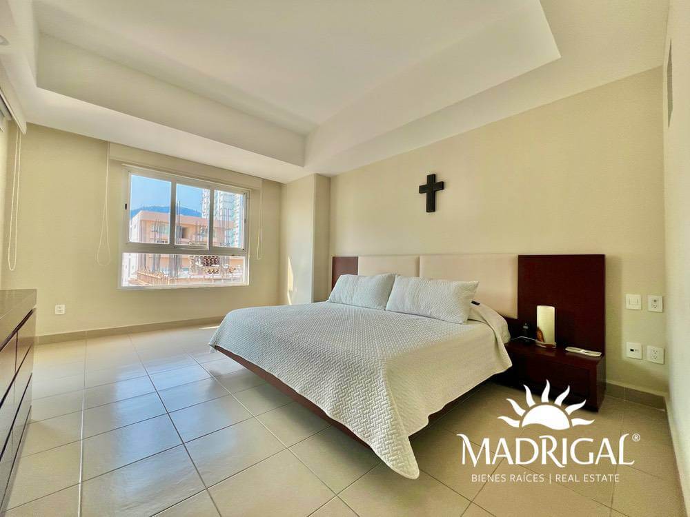 Puerto Lucia | Three bedroom apartment in Acapulco Bay