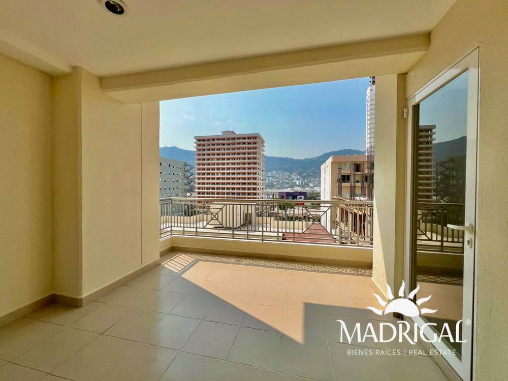 Puerto Lucia | Three bedroom apartment in Acapulco Bay