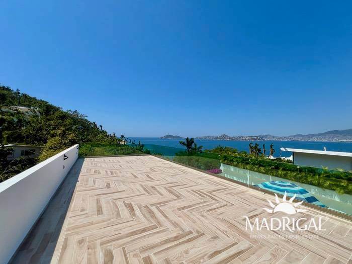 House for sale in the Brisas section of La Concha in Acapulco