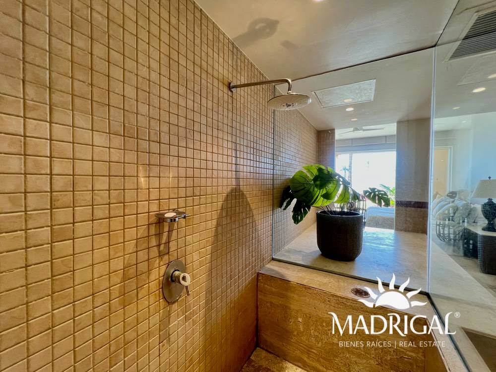 Del Mar Tres Vidas Condominium | Apartment for sale on garden level with own pool