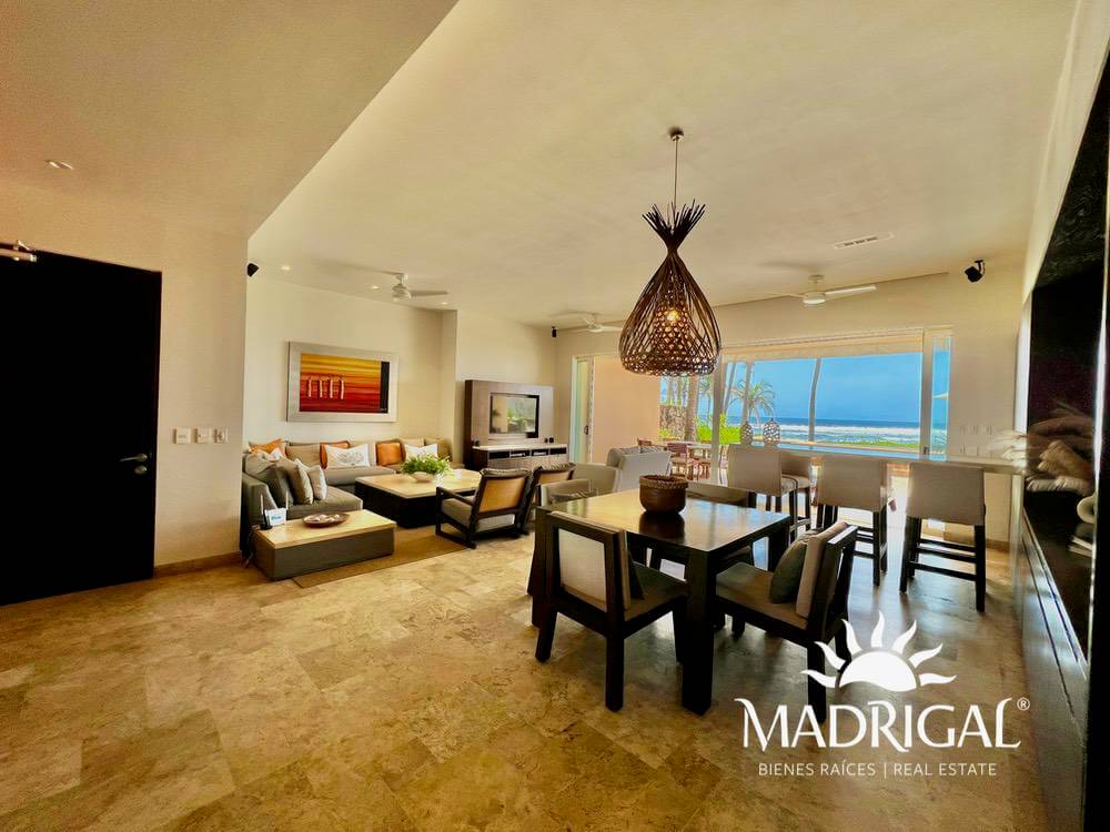 Del Mar Tres Vidas Condominium | Apartment for sale on garden level with own pool