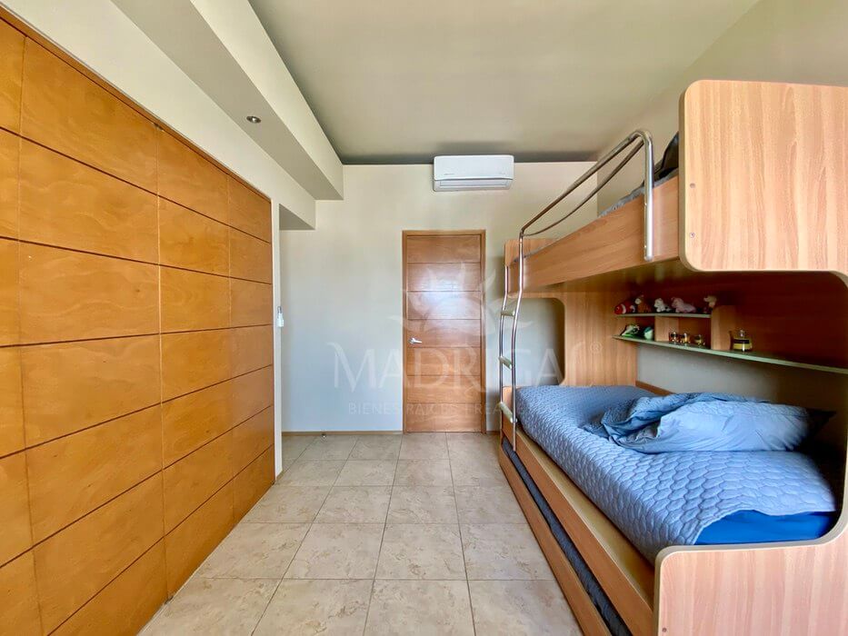 Galapagos | Beachfront apartment for sale