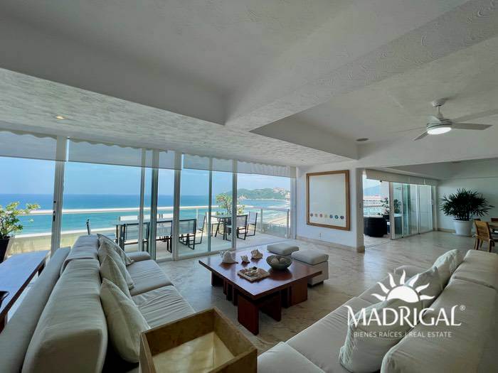 Playamar Residencial | Five-bedroom beachfront penthouse