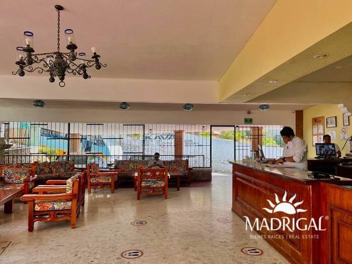 Hotel for sale in the Club Deportivo area in Acapulco