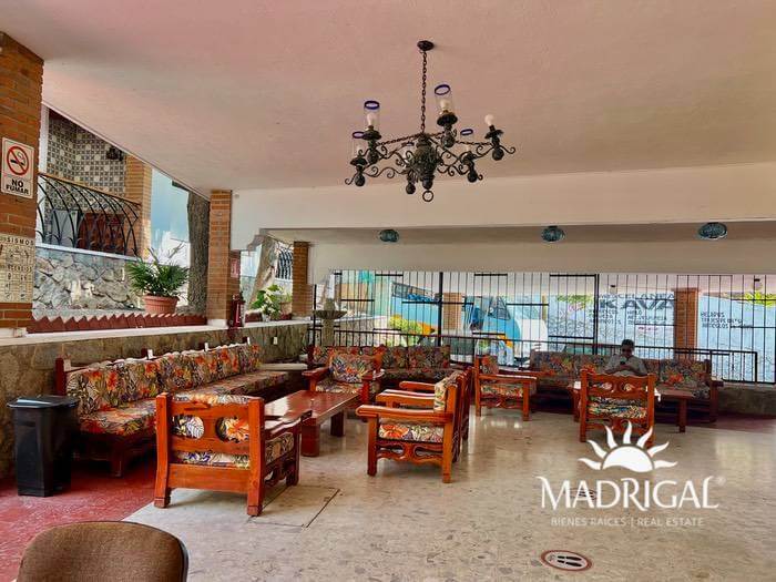 Hotel for sale in the Club Deportivo area in Acapulco