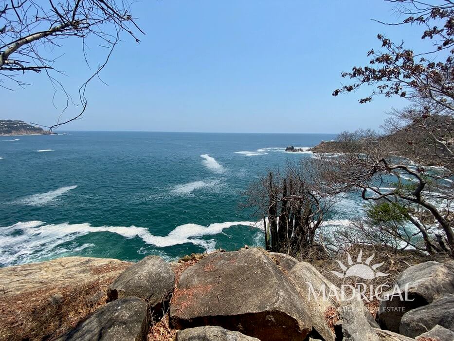 Lote en venta en Brisas Marques en Acapulco, frente al mar de 1540.46 m2