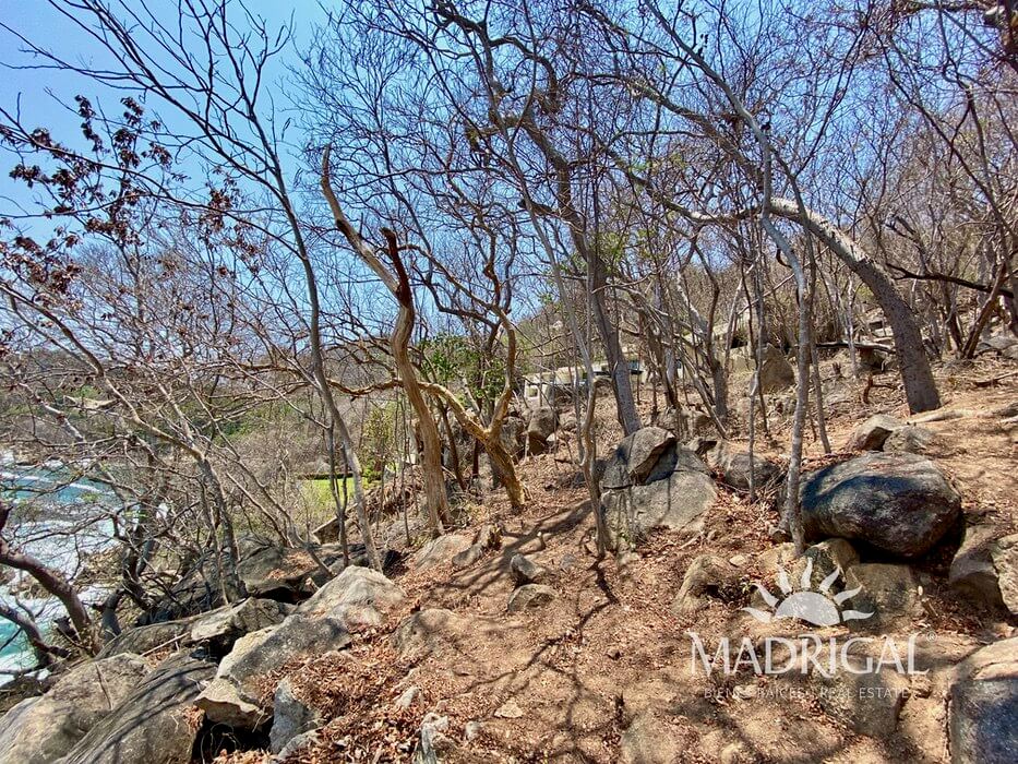 Lot for sale in Brisas Marques in Acapulco, facing the sea of ​​1540.46 m2