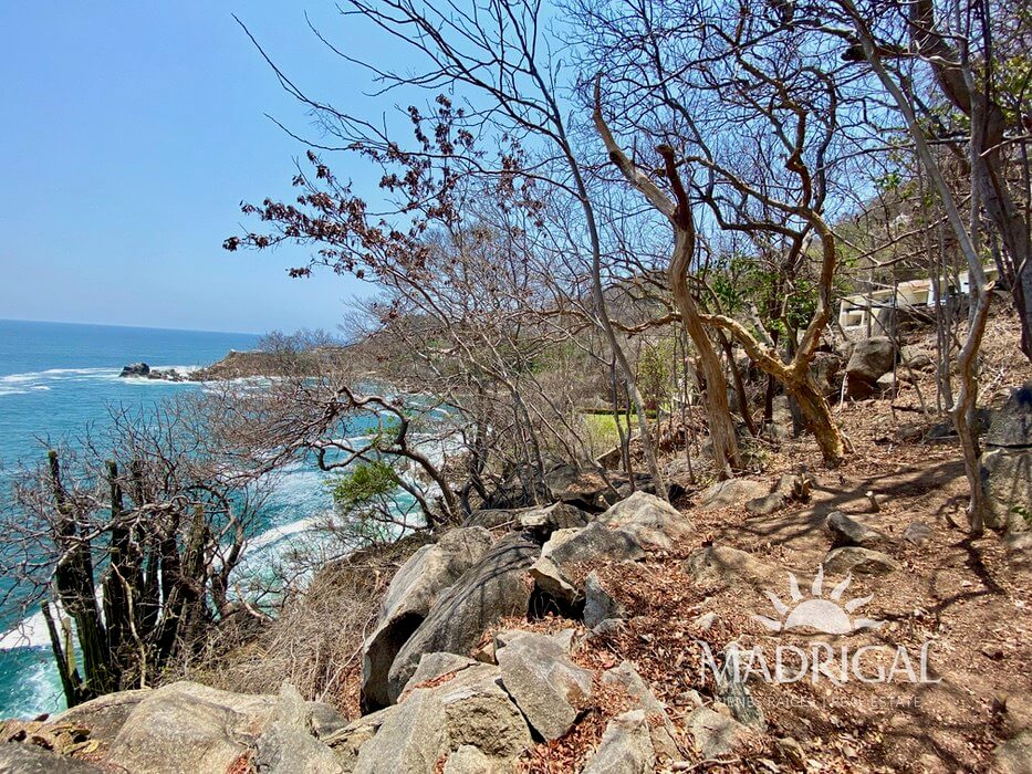 Lot for sale in Brisas Marques in Acapulco, facing the sea of ​​1540.46 m2