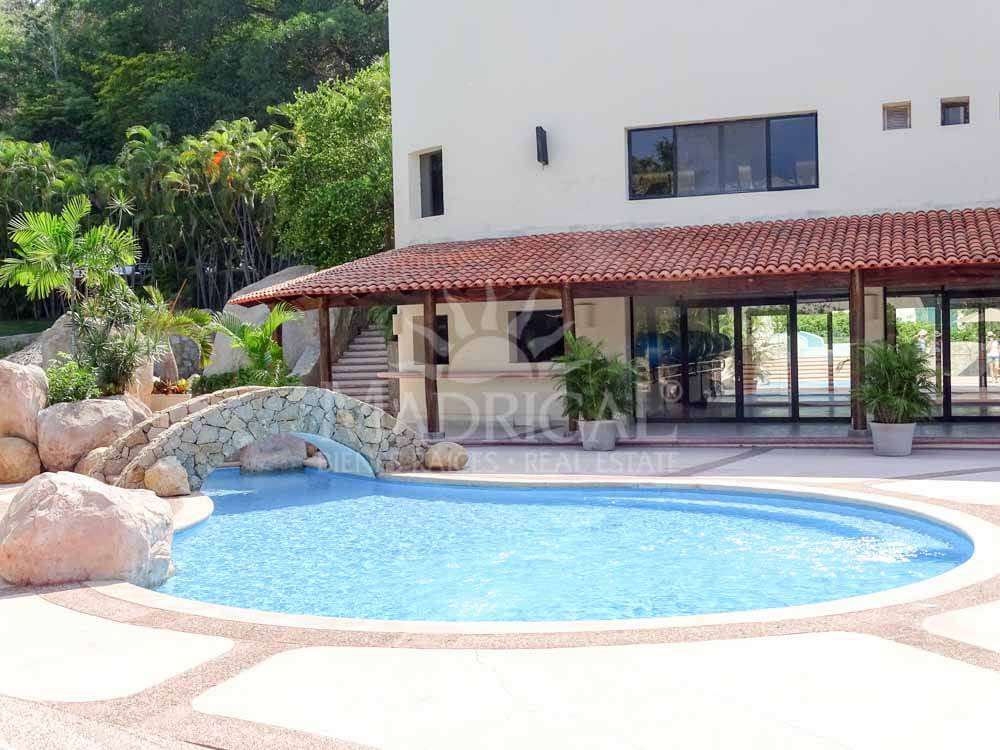 Villa en venta en las Brisas la Concha con exclusivo diseño y vista  a la bahía de Acapulco