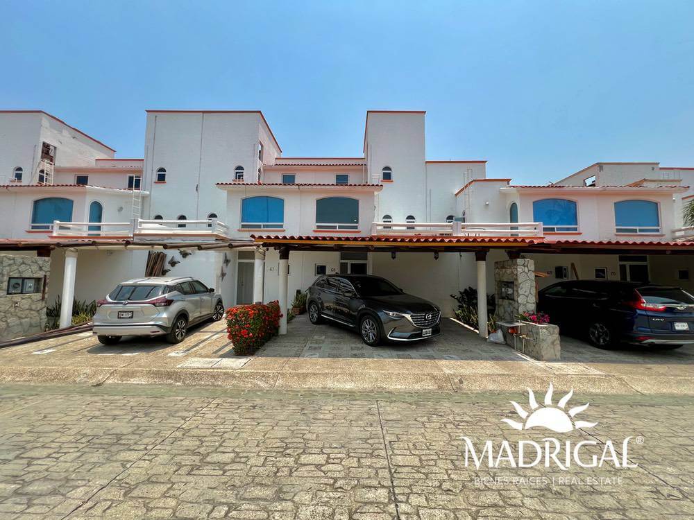 Villas Playa Diamante |Villa en venta en condominio horizontal