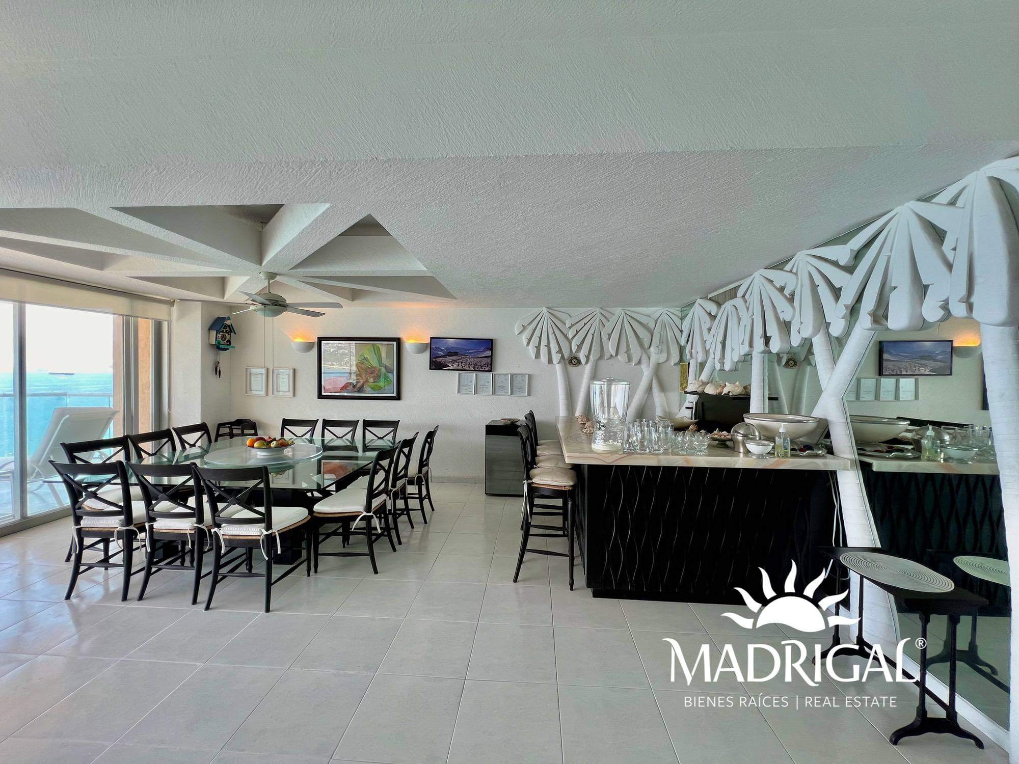 Real del Mar | Apartment for sale in Acapulco Bay in front of the beach