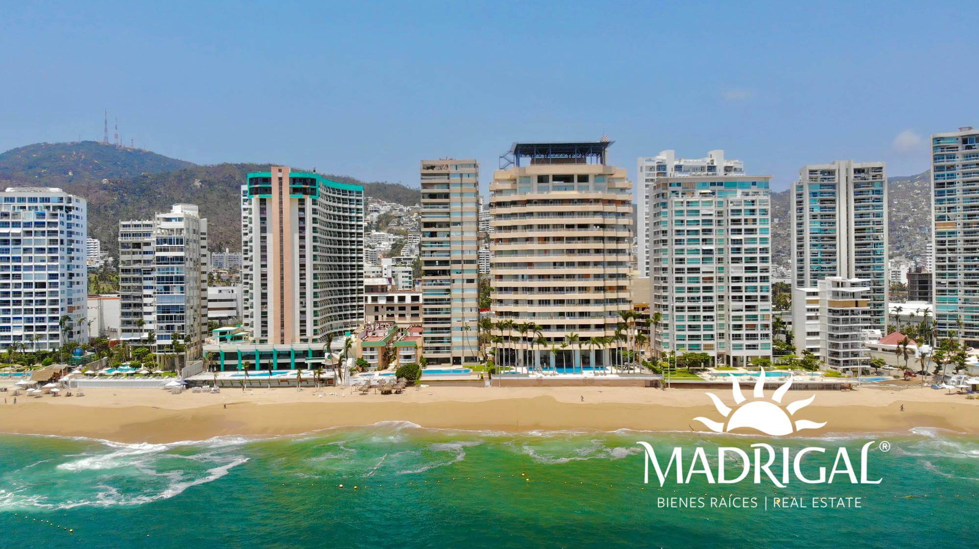 Real del Mar | Departamento en venta en la bahía de Acapulco frente a la playa