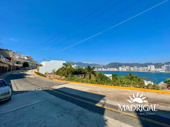 Condominium land for sale of 2695 m2 in Brisas Guitarrón