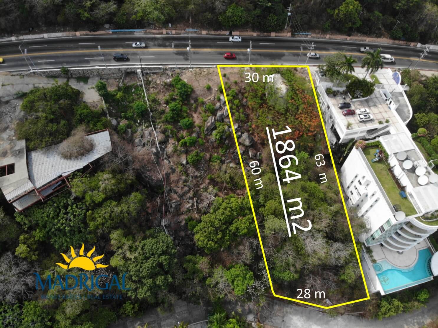 Terreno en Venta de 1864 M2 en Brisas marques  sobre la Escénica con Vista a Playa Diamante,