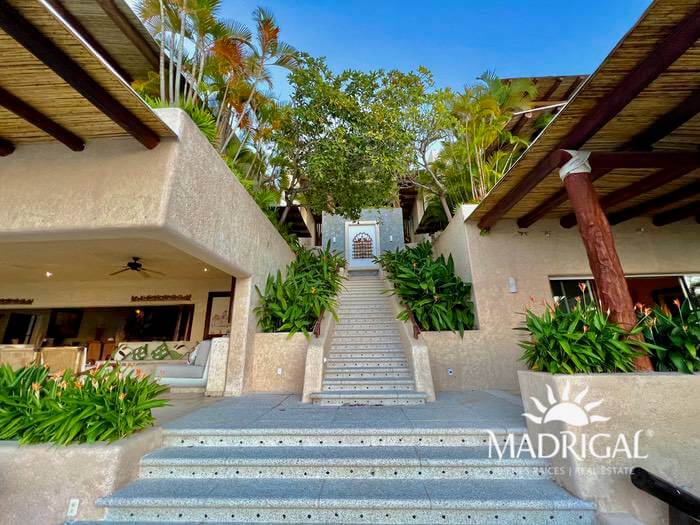 House for sale in Las Brisas la Cruz in Acapulco