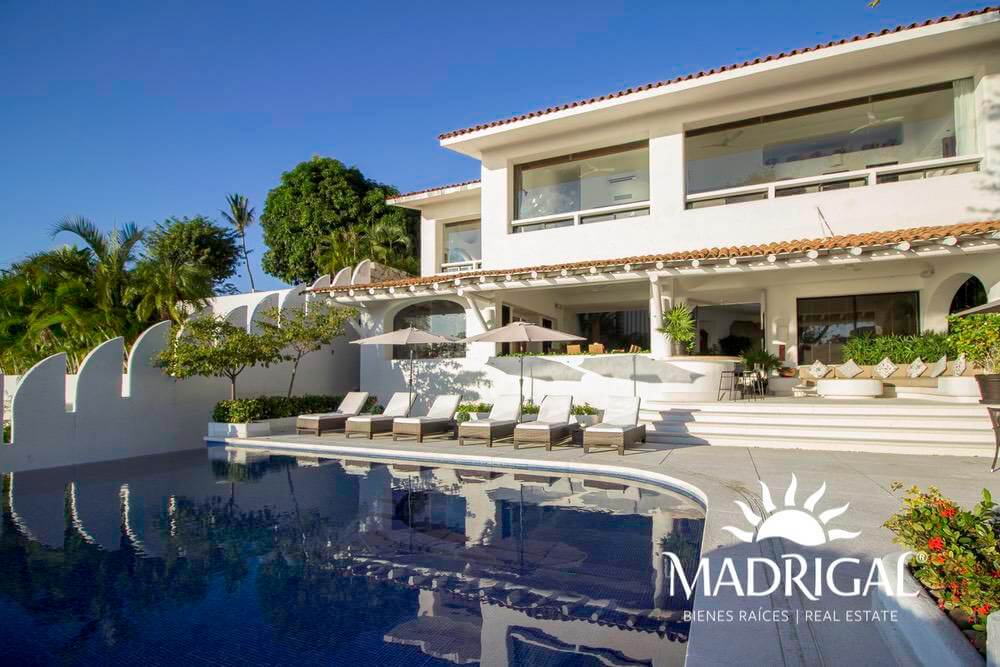 Casa en renta en Brisas Guitarrón con vista a la bahía en Acapulco