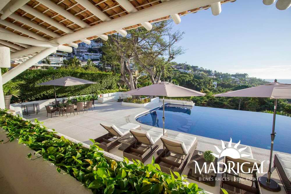 House for rent in Brisas Guitarrón with views of the bay in Acapulco