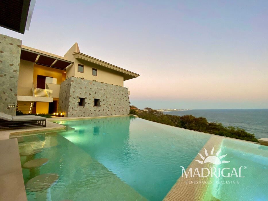 Exclusive house for sale in Los Riscos, Punta Diamante Acapulco