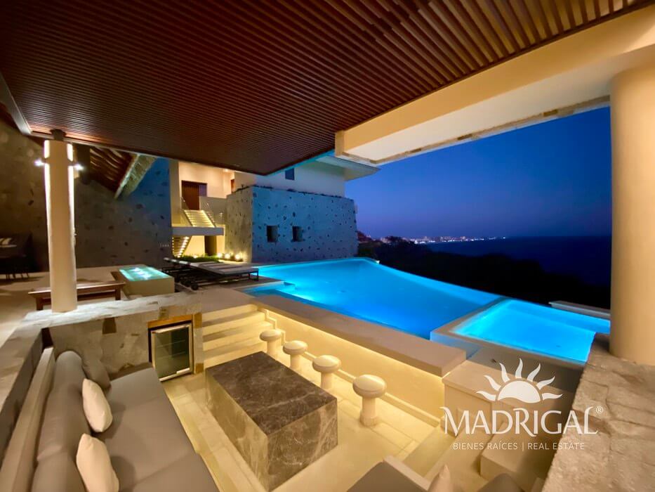 Exclusive house for sale in Los Riscos, Punta Diamante Acapulco