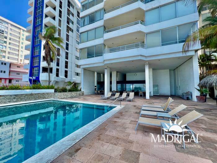 Departamento en venta en la bahía de Acapulco | Cerromar