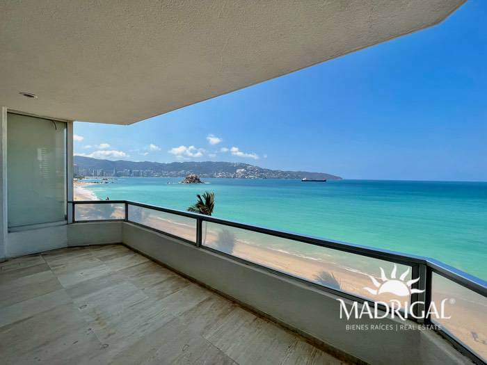 Departamento en venta en la bahía de Acapulco | Cerromar