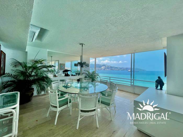 Cerromar | Apartment for sale in Acapulco Bay