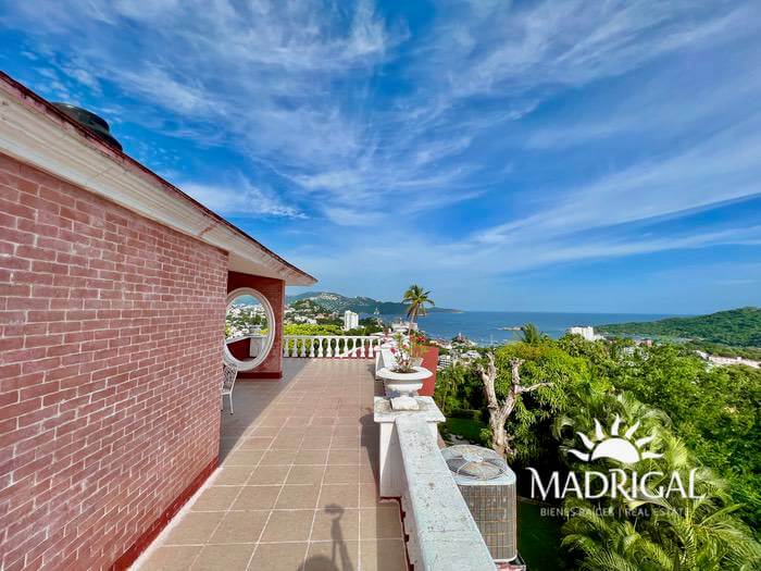 House for sale in the Las Playas Fractionation in the Traditional Zone of the Port of Acapulco