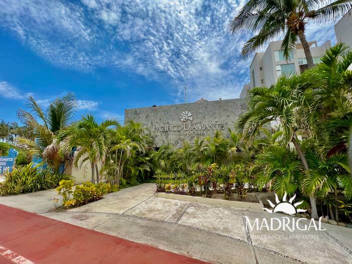 Pacific Diamond | Four-bedroom apartment with Beach Club in the best area of ​​Acapulco