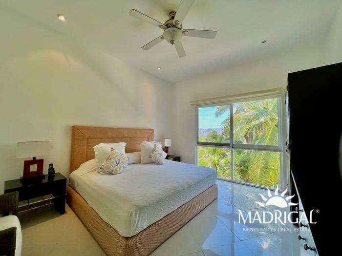 Pacific Diamond | Second floor apartment with four bedrooms, with Beach Club