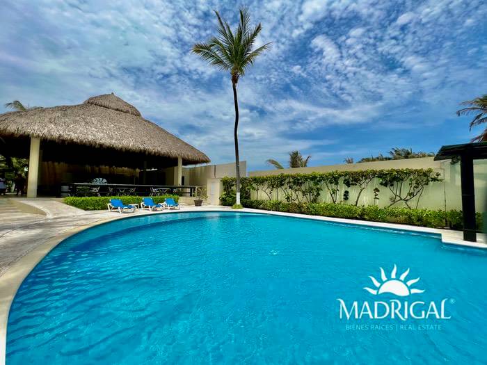 Pacific Diamond | Second floor apartment with four bedrooms, with Beach Club