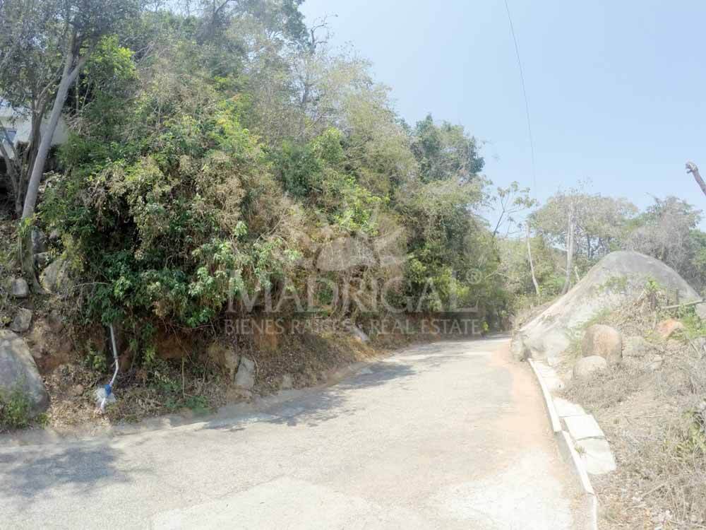 Land for sale in Residencial La Cima of 1403 m2