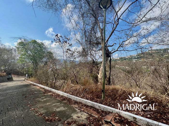 Land for sale in the Fracc Brisas Marques Ridge section of 920.92 m2