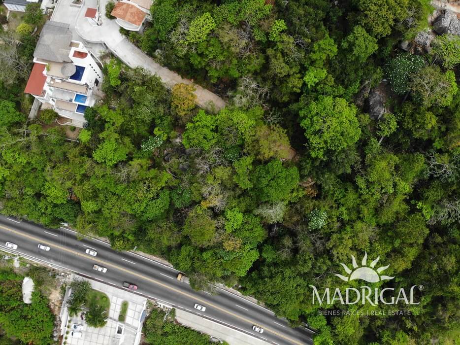 Lot for sale 1209.64 m2 at La Cima del Marqués, Acapulco