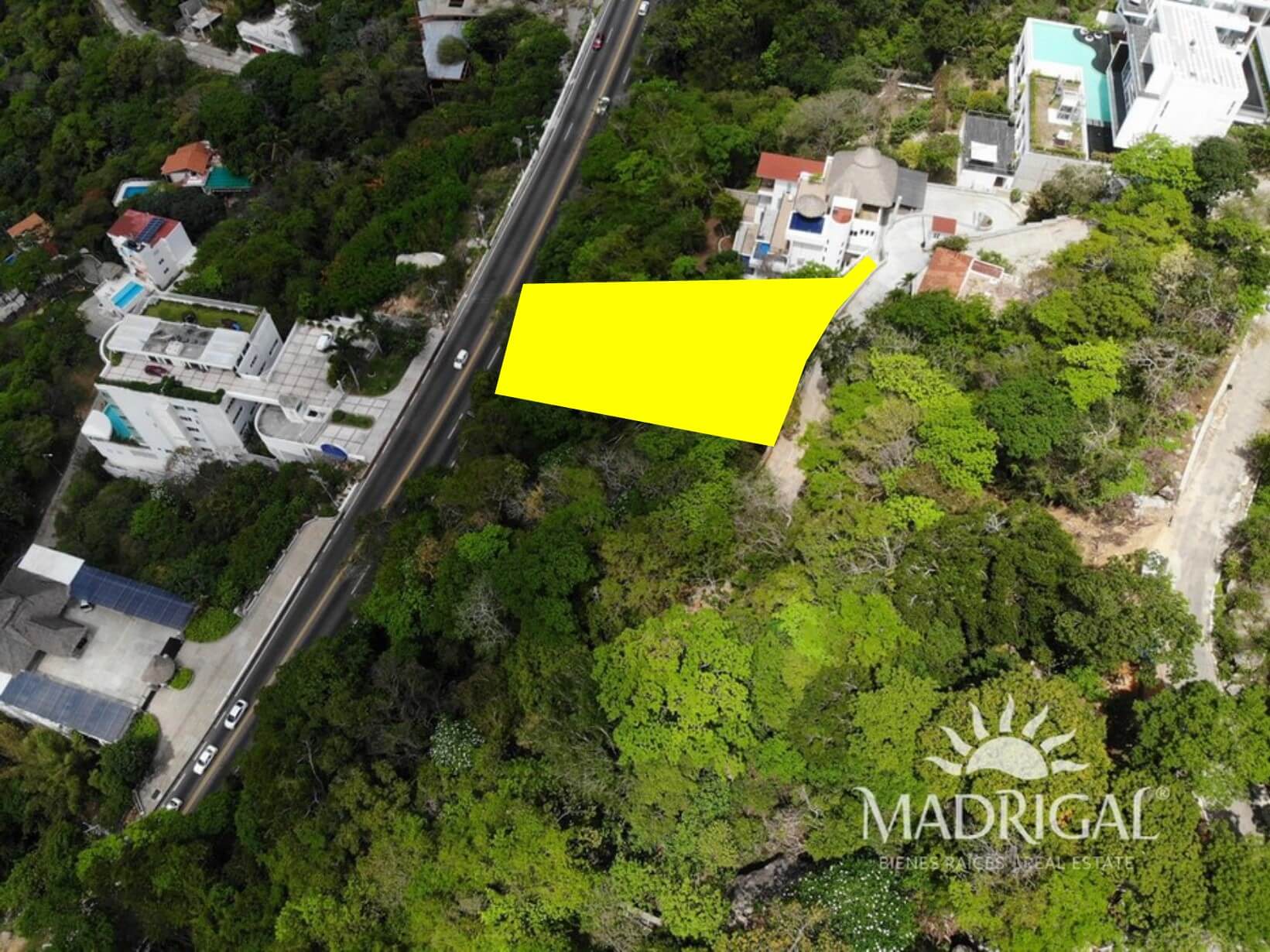 Lot for sale 1209.64 m2 at La Cima del Marqués, Acapulco