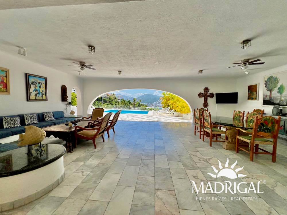 Villa en venta en Marina Brisas en Acapulco